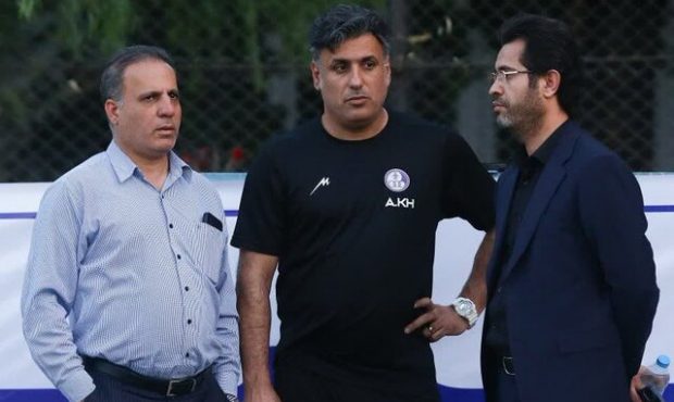 باید با قرعهکشی VAR را مشخص میکردند باید با قرعهکشی VAR را مشخص میکردند