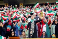 سهم بانوان خوزستانی از تماشای فوتبال چیست؟