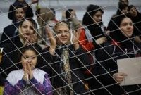 بانوان بوشهری را یک نیمه پشت درهای ورزشگاه گذاشتند!