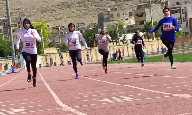 دونده دختر خوزستانی رکورد داخل سالن ایران را شکست دونده دختر خوزستانی رکورد داخل سالن ایران را شکست